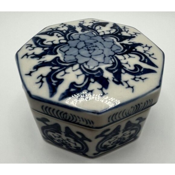 Octagon Blue Japanese Trinket Box Porcelain - Picture 1 of 6